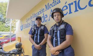 Agentes escolares reciben capacitación para enfrentar la violencia en las escuelas