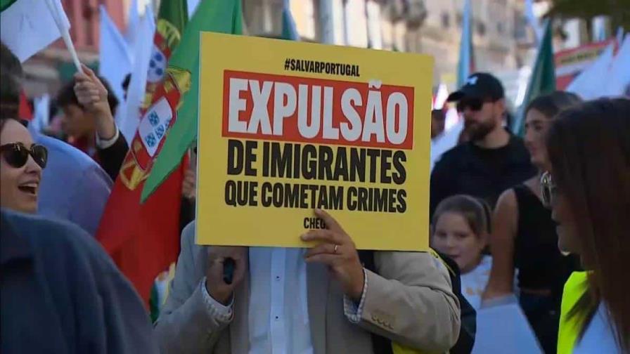 Cientos de personas marchan en Oporto contra la inmigración descontrolada