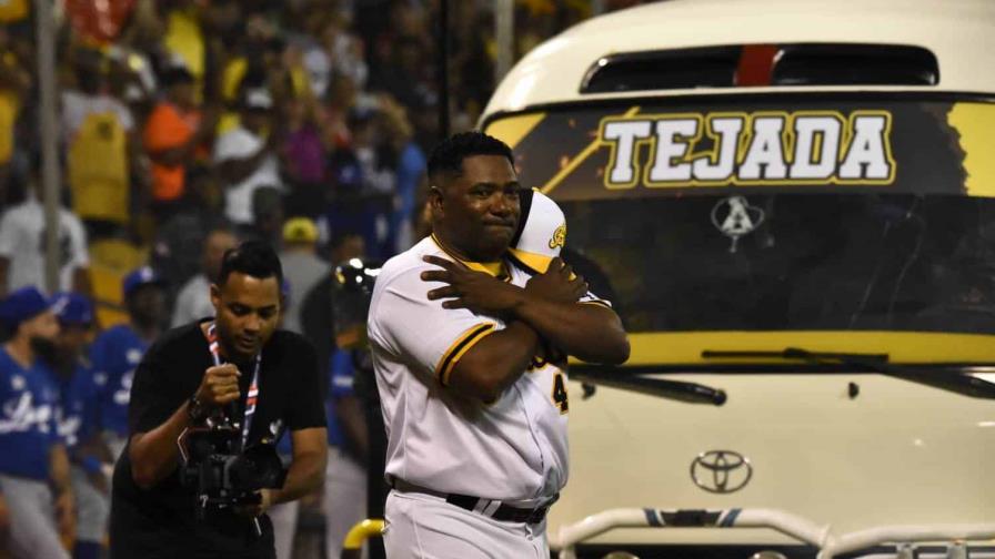 "Aguiluchos, ustedes son lo máximo", dice Miguel Tejada tras retiro de su número 4