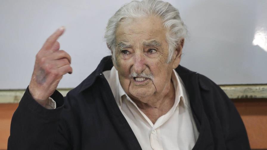 Mujica califica a Uruguay como un país estable y dice que eso no es poco en una golpeada América