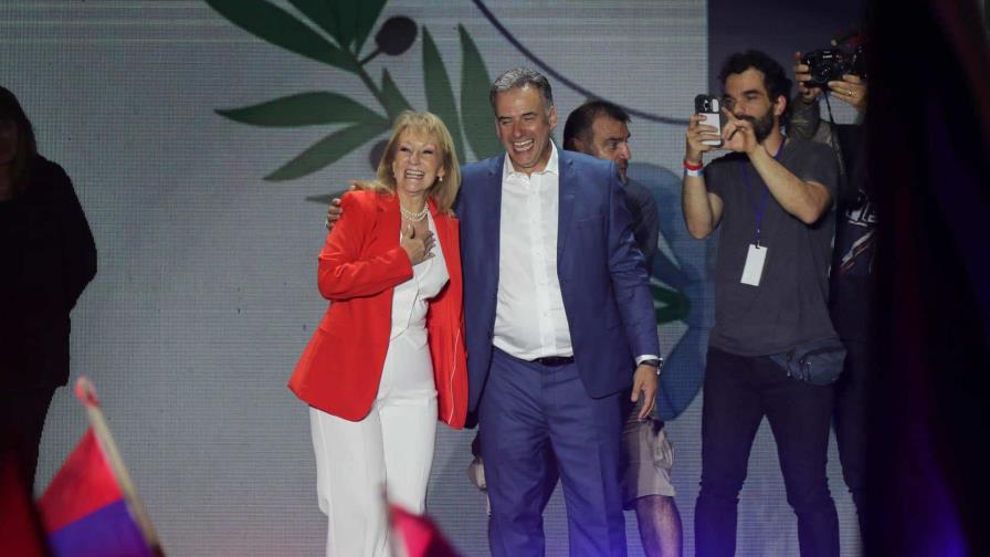 Orsi vence a Delgado por más de 90,000 votos con el 98 % de los circuitos escrutados en Uruguay