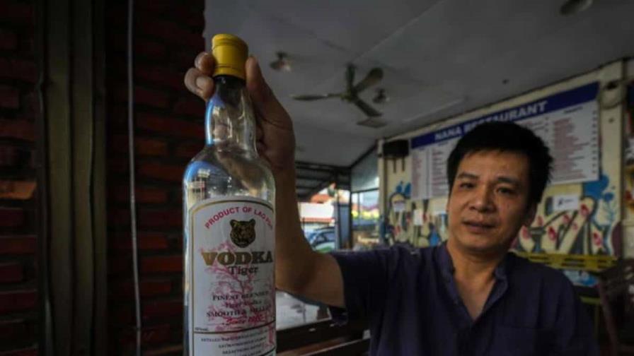 Tragos gratis y el mismo hostal: qué se sabe de las muertes de seis turistas en Laos