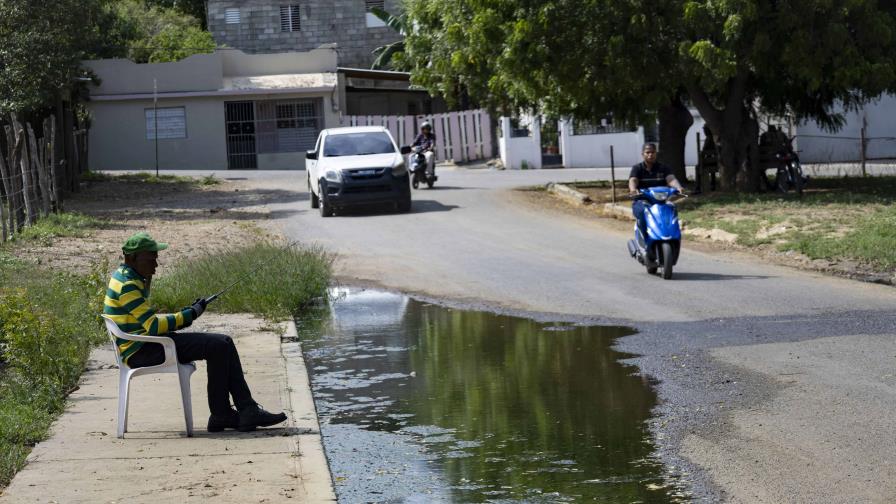 Charco atenta contra la salud de pobladores de Mao