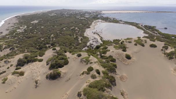 Medio Ambiente busca una solución a largo plazo para las Dunas de Baní