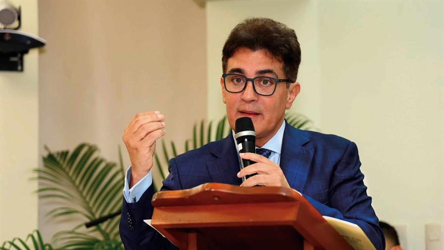 Proponen cambiar reglamento del CNM para evitar entrevistas repetidas a postulantes