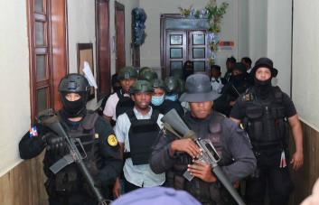 Dictan 18 meses de prisión preventiva a 7 de los 10 implicados en robo de municiones en la Policía