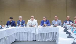 El Gobierno destinará RD$1,685 millones para aumentar el salario a médicos en 2025