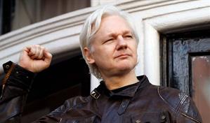 Abogado de Maduro ayud&oacute; a liberar a Julian Assange, el fundador de WikiLeaks