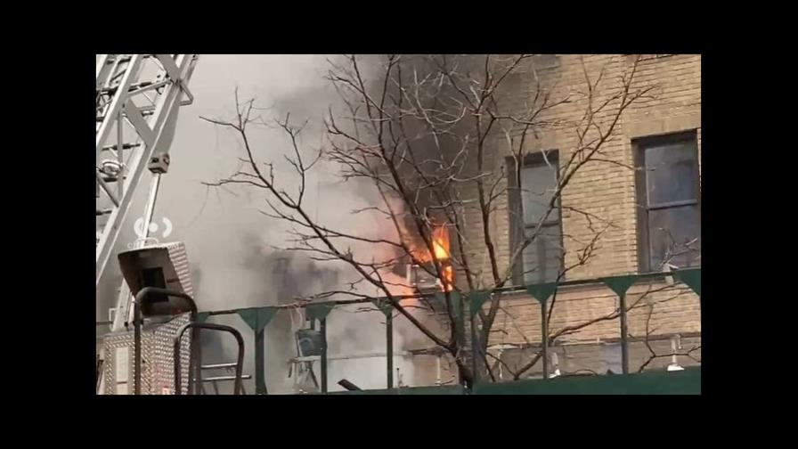 Incendio en edificio lleno de inquilinos dominicanos en Manhattan deja más de 15 heridos