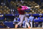 Cuadrangular de Mercedes marca la diferencia en victoria de Gigantes 5-3 ante el Licey Cuadrangular de Mercedes marca la diferencia en victoria de Gigantes 5-3 ante el Licey