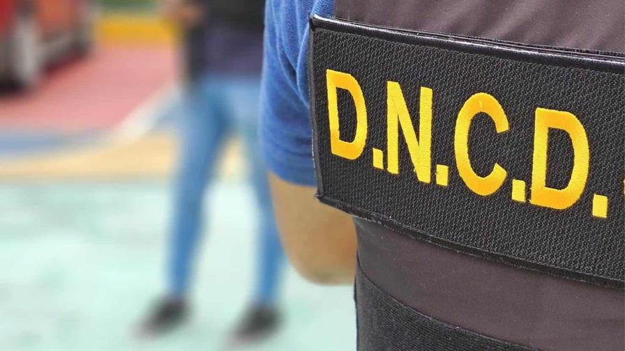 La DNCD refuerza con más agentes y unidades caninas aeropuertos y puertos por época navideña