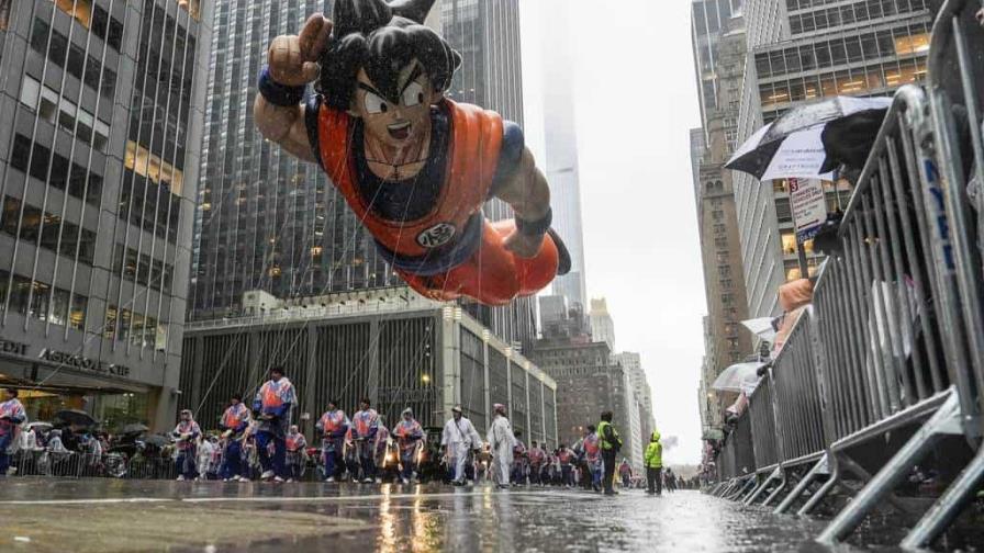 Globos, lluvia y 21 personas detenidas durante el Desfile del Día de Acción de Gracias de Macy´s