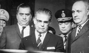 Balaguer: &iquest;con rev&oacute;lver y ametralladora?