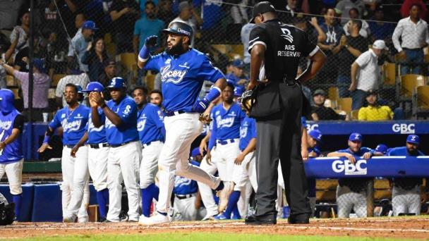 Bonifacio sobre el descenso en la tabla: “En el Licey no existe el pánico”