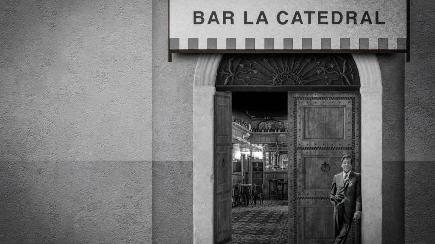 Vargas Llosa vuelve al antiguo bar La Catedral, que inspiró su novela de 1969