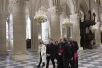 Macron visita la catedral de Notre Dame restaurada a una semana de su reapertura