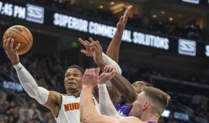 La NBA multa a Westbrook por gesto obsceno en la aplastante derrota de Nuggets ante Knicks