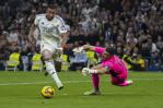 El Real Madrid queda a un punto del Barça tras ganar a Getafe con gol de Mbappé El Real Madrid queda a un punto del Barça tras ganar a Getafe con gol de Mbappé