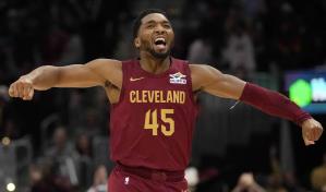 Cavaliers ganan 115-111 y cortan racha de victorias de los Celtics