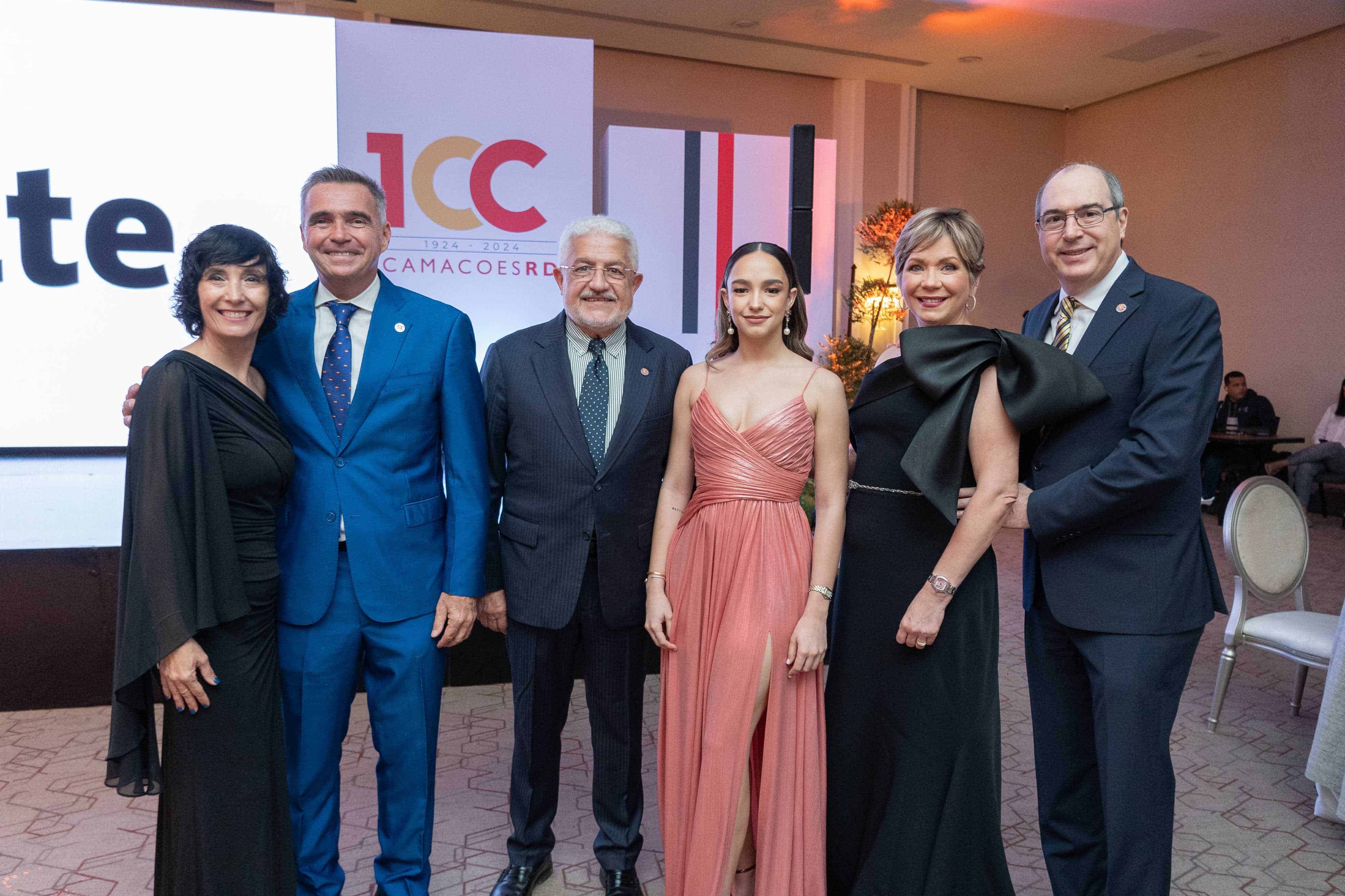 Ana Blanco, Juan Antonio García, Angel Baliño, Marite Baliño, María Eugenia Periche y Joaquín De Ramón.