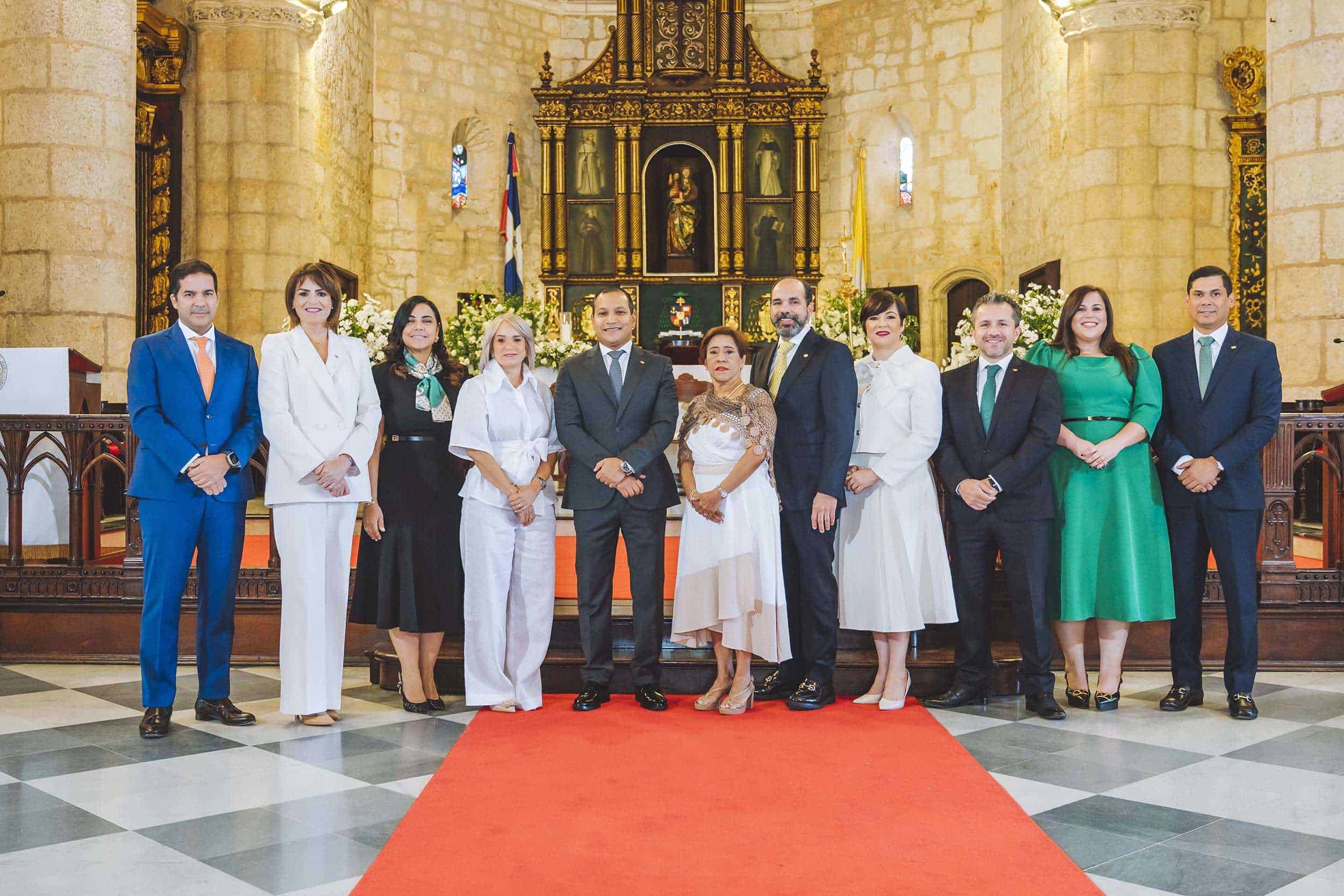 Miembros del comité ejecutivo del Banco Caribe.