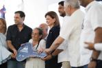 Gobierno entrega 50 viviendas a damnificados del huracán Georges 26 años después