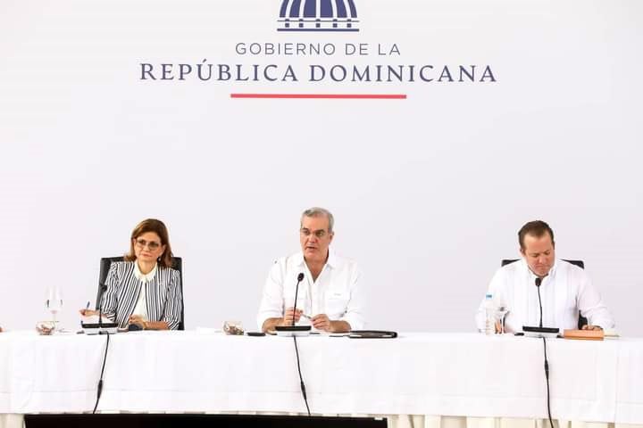 Solicitan obras prioritarias en La Altagracia al presidente Abinader durante el Consejo de Gobierno