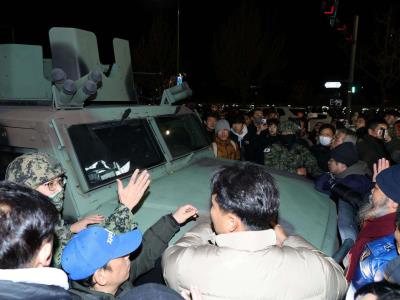 Gobierno Corea del Sur anuncia ley marcial en medio de impopularidad
