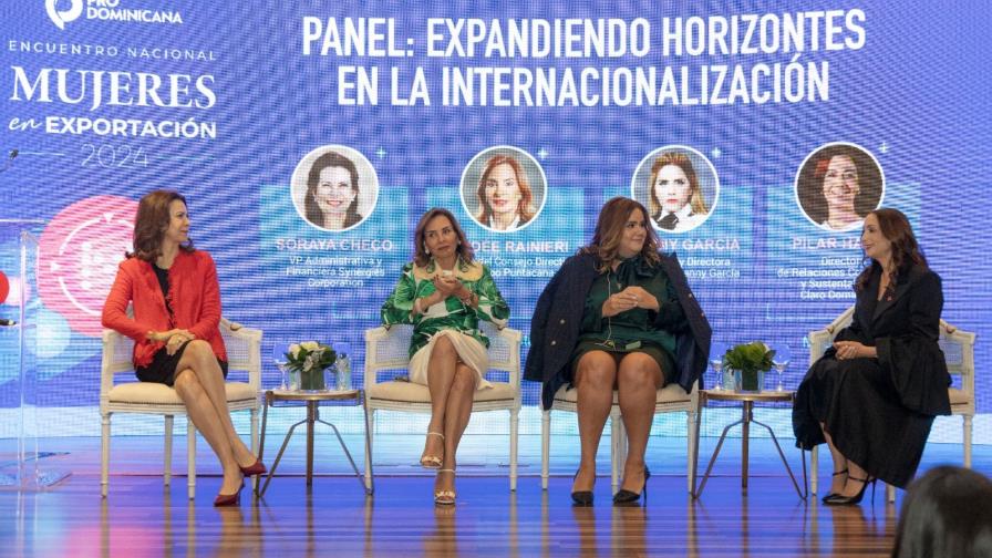 Las mujeres representan el 53 % de la fuerza laboral de las zonas francas de RD