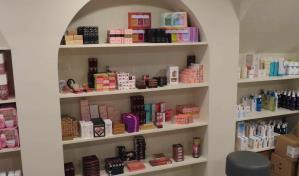 Dominicanos acusados en NY de vender productos robados regresarán a la corte en enero