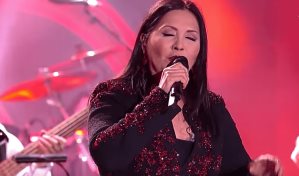 ¿Por qué las canciones de Ana Gabriel son escuchadas mientras se limpia el hogar?