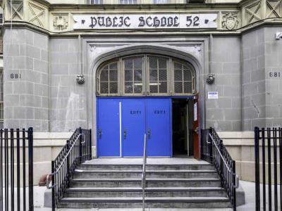 Dominicana acusada de robar fondos de una escuela de NY