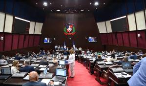 Diputados aprueban proyecto que prohíbe mover feriados patrios como Duarte, Reyes y Constitución