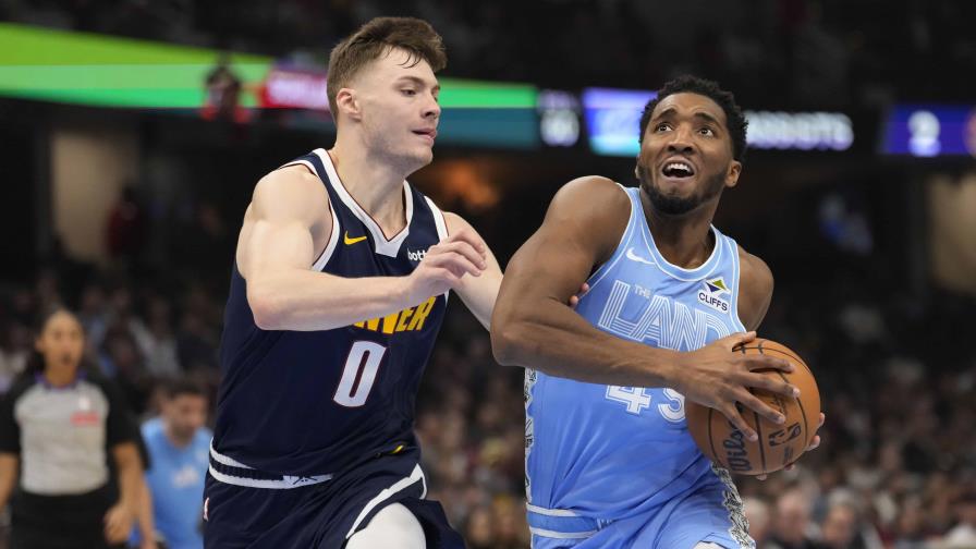 Mitchell anota 28 y Cavaliers vencen 126-114 a Nuggets, Cleveland mejoran a 13-1 en casa