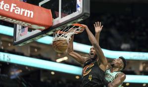 Evan Mobley firma 41 puntos y Cavaliers vencen 116-102 a Hornets
