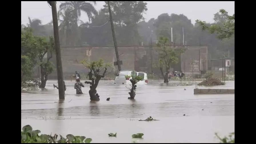 Aumentan a 10 los muertos por las lluvias torrenciales en Haití