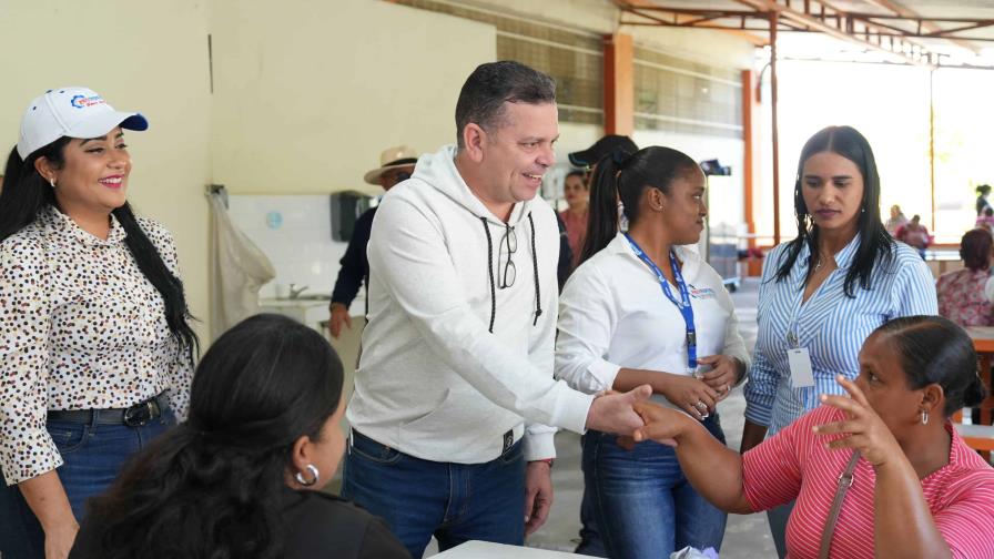 Proindustria realiza feria de empleo en Valverde con más de 1,000 vacantes