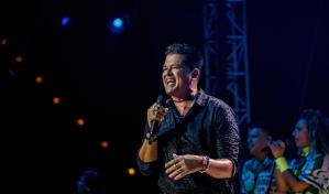 Carlos Vives llenó Chavón de ritmos caribeños con "El rock de mi pueblo vive"