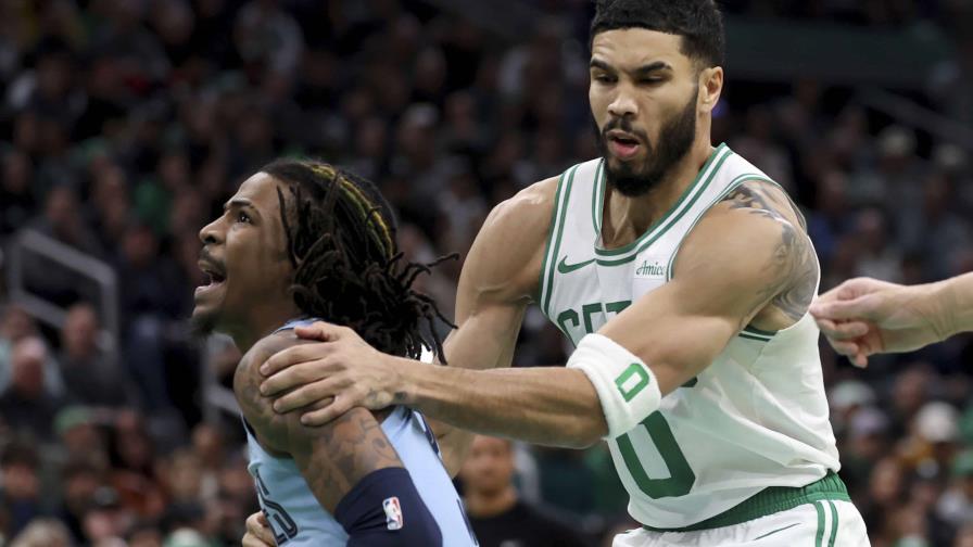 Ja Morant anota 32 puntos y ayuda a Grizzlies a vencer 127-121 a Celtics