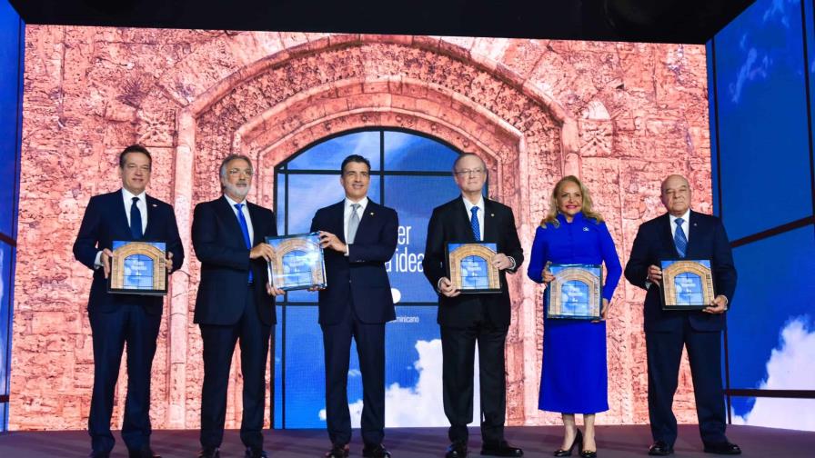 Banco Popular Dominicano publica un libro institucional para celebrar su 60° aniversario