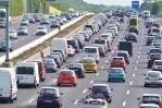 Consumidores y oenegés piden mantener normas de reducción de CO2 para autos en 2025