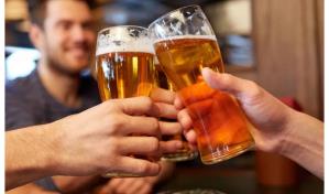 El consumo de alcohol en Estados Unidos cae hasta el 54 %, una cifra récord