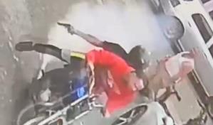 Policía ultima a dos hombres en Santo Domingo Este; dice eran atracadores Policía ultima a dos hombres en Santo Domingo Este; dice eran atracadores