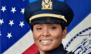 Una sargento de la Policía de Nueva York acusada de robo en una tienda de Long Island
