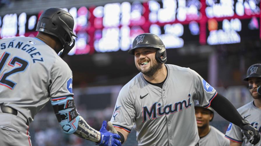 Rangers adquieren a Burger, procedente de Marlins a cambio de 3 peloteros de las menores