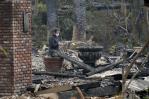 Los bomberos combaten el incendio de Malibú entre previsiones de un clima más favorable Los bomberos combaten el incendio de Malibú entre previsiones de un clima más favorable