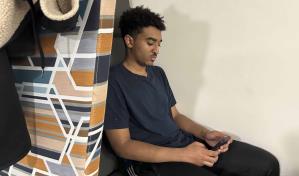 Casi la mitad de los adolescentes en EE.UU. están en línea ´constantemente´, dice estudio