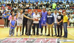 Ministro de Deporte anuncia aporte de un millón de pesos para el baloncesto de SFM