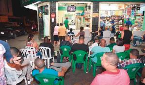 Interior y Policía socializa horario venta de alcohol en colmados, la Policía estará pendiente