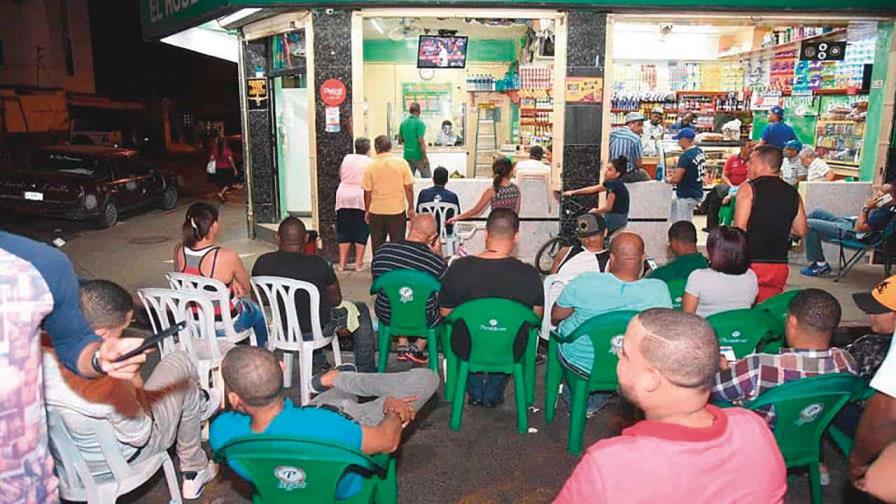 Interior y Policía socializa horario venta de alcohol en colmados, la Policía estará pendiente